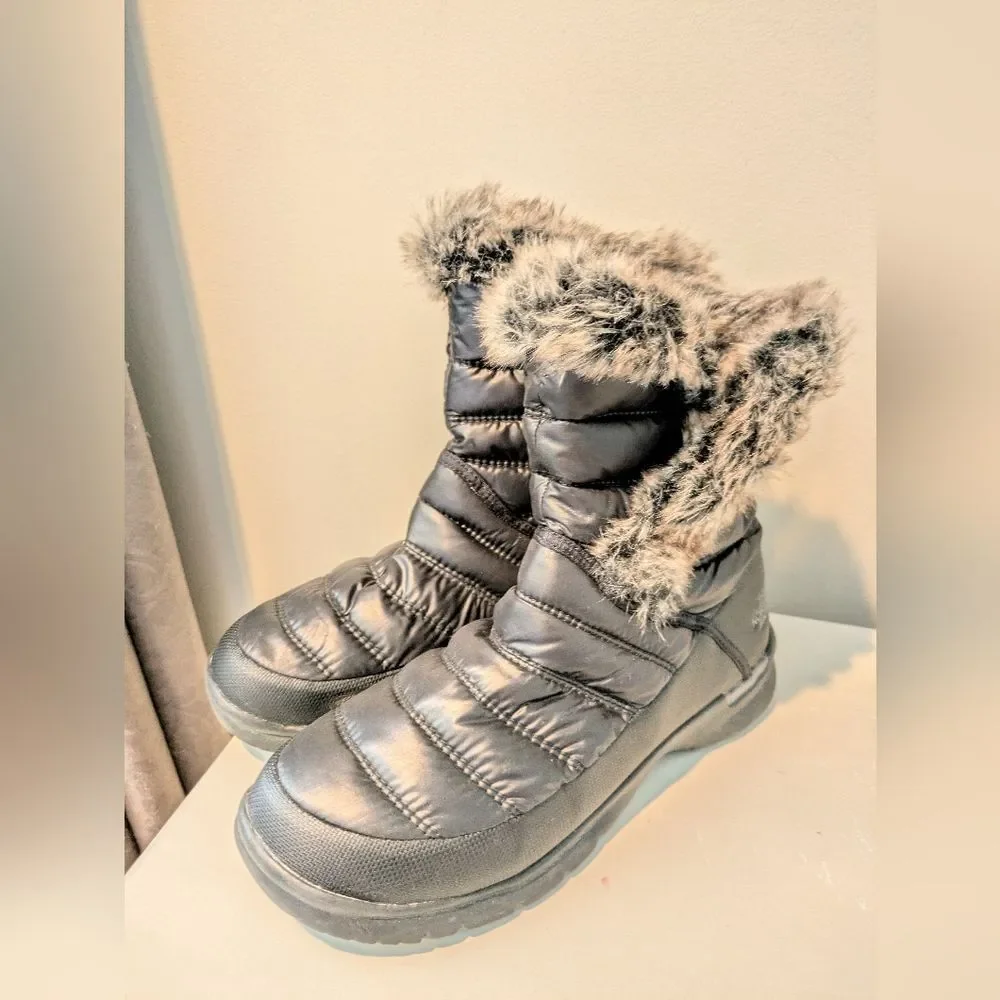 North Face Thermoball Boots size 9